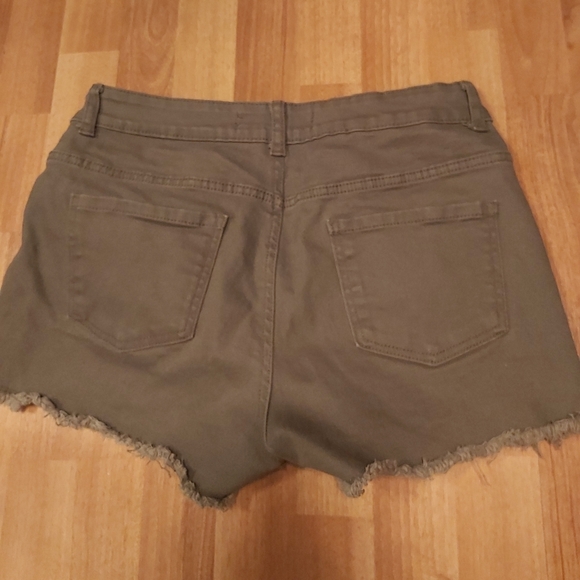 🤯2/$15 Primark Army Green Cotton Jean Shorts Size 8 - Picture 4 of 5